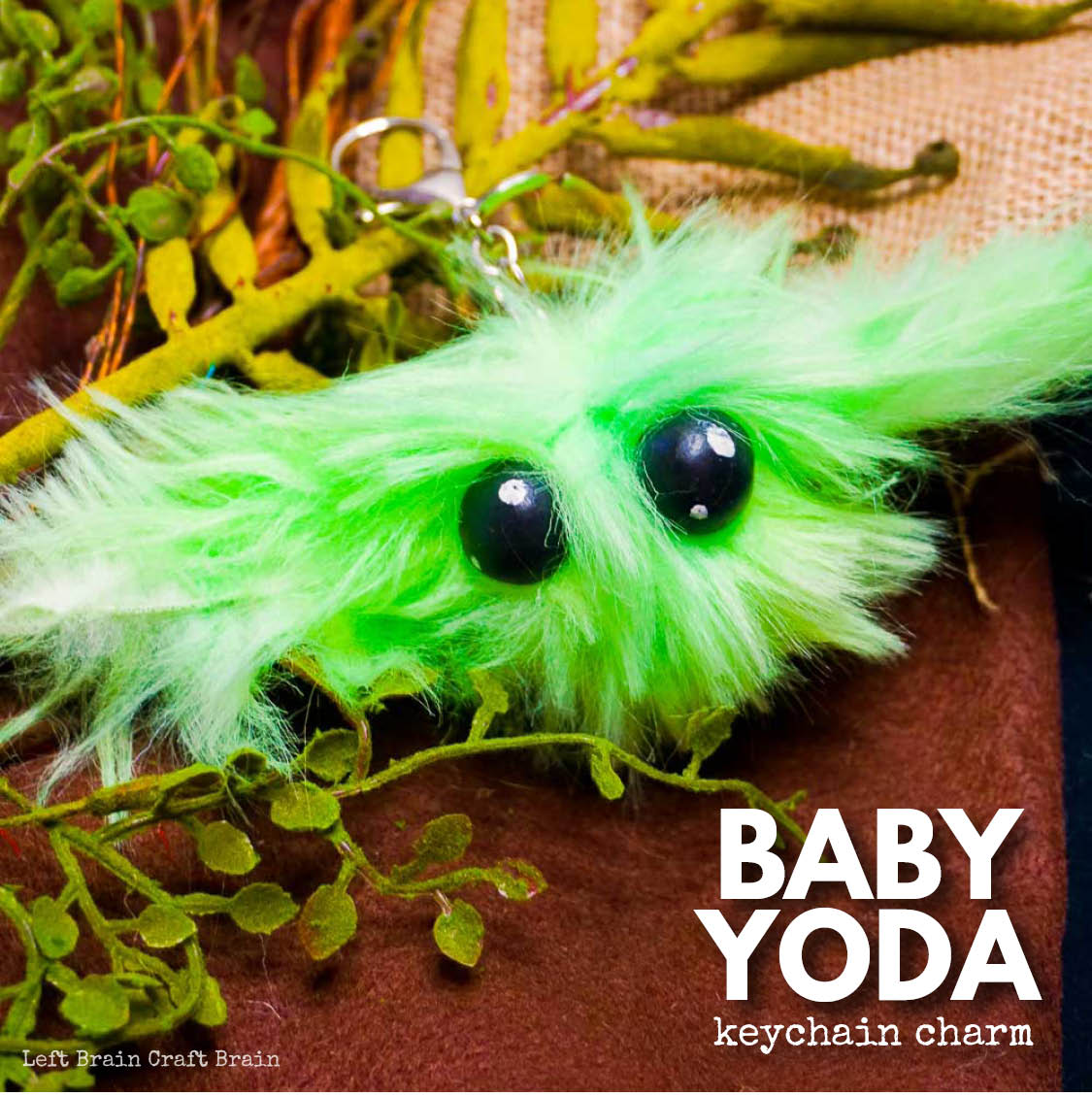 Isn't Baby Yoda from The Mandalorian the cutest thing? Since you can't buy one, make a Baby Yoda Keychain Charm.